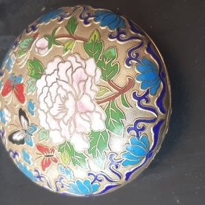 Vintage Cloisonne enamel round trinket bos